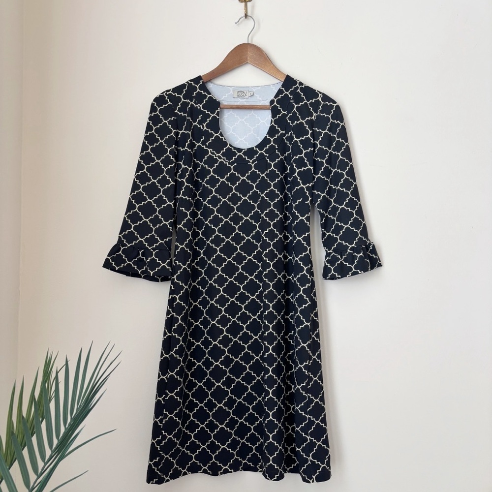 Katherine Way Black & Tan Scoop Neck Ruffle Sleeve Dress Small Resortwear